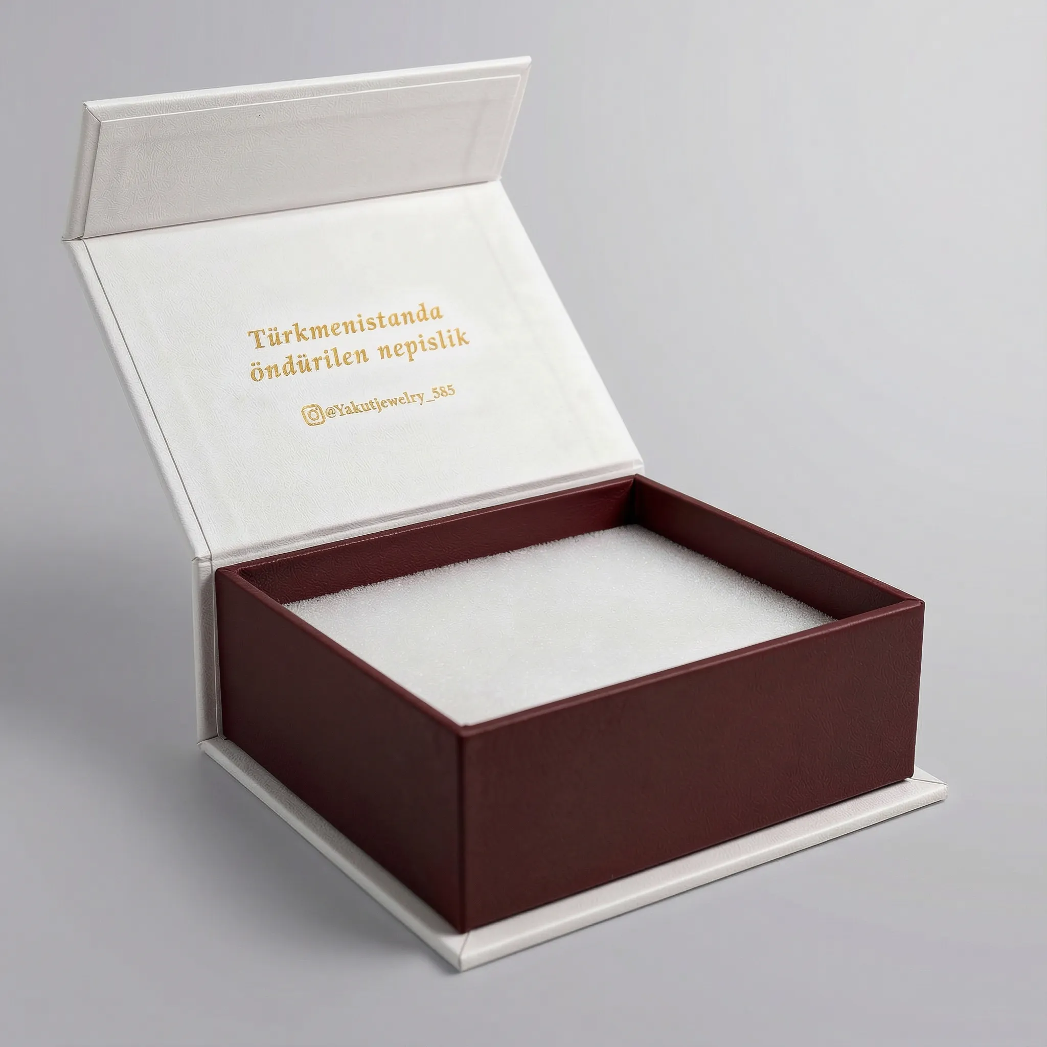 Box on a carpet or table